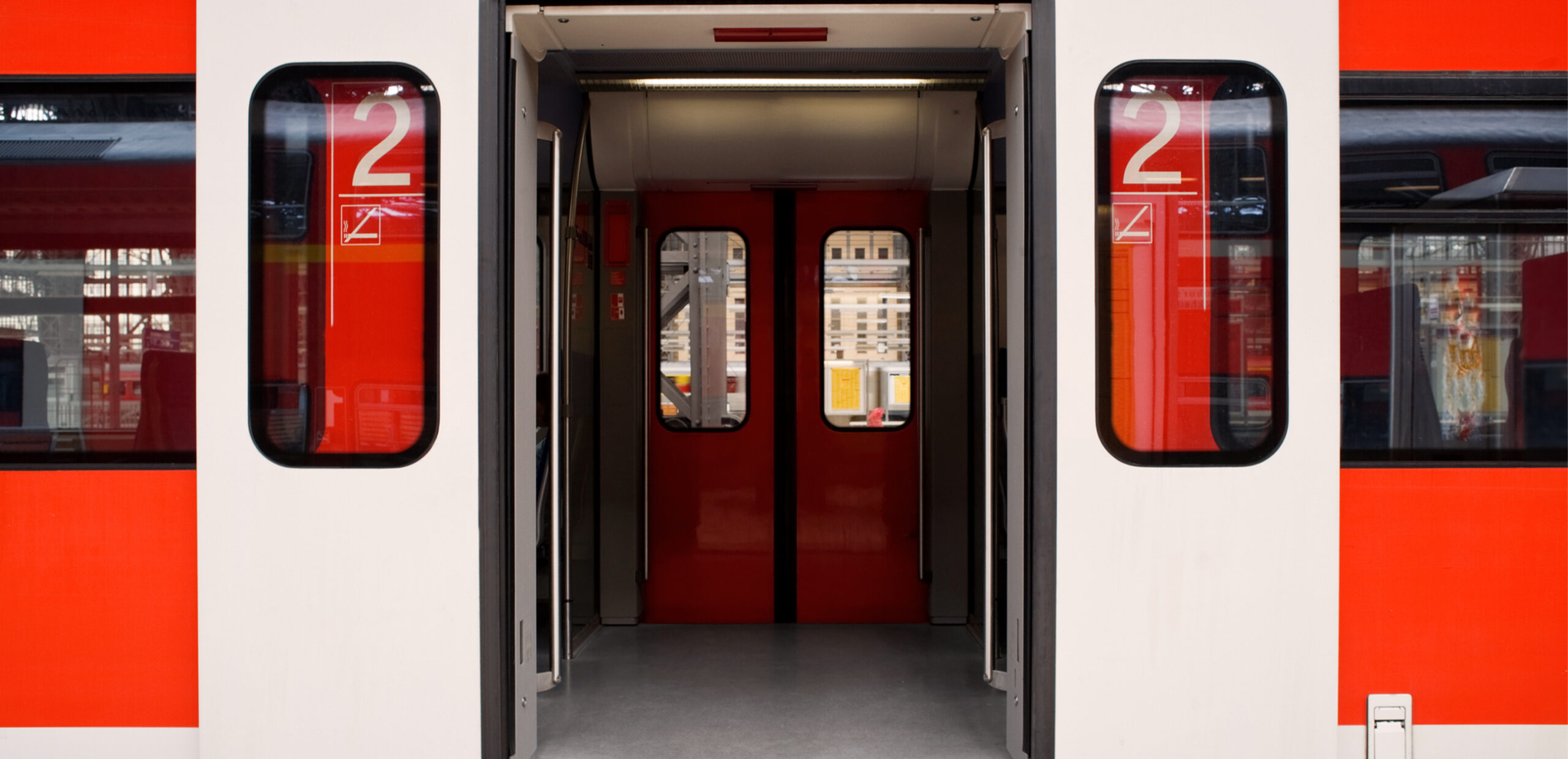 Control Signaling Cont 2592x1256 2x