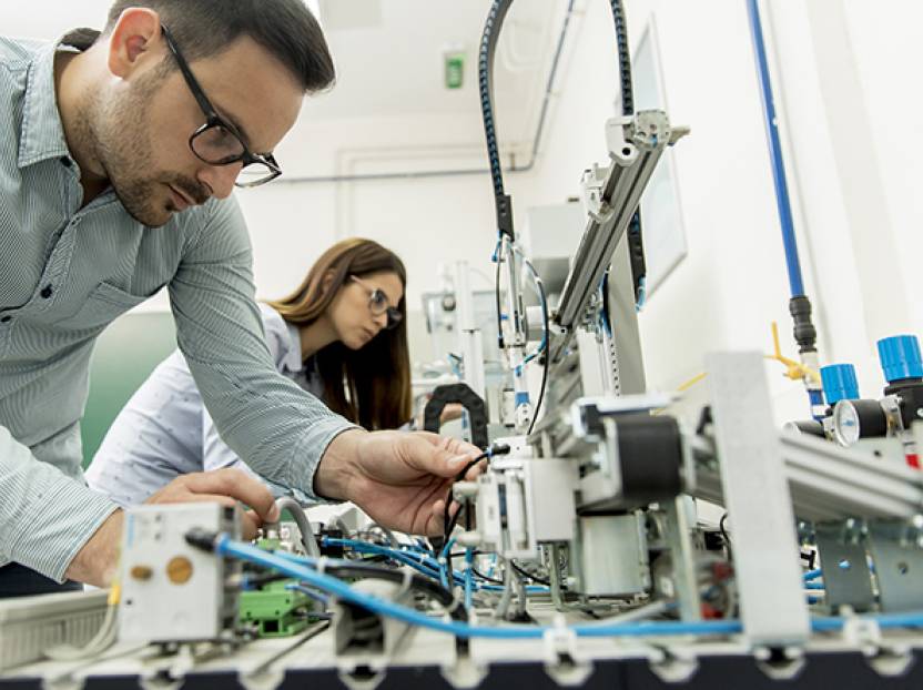 Dc Industrie C310 Teaser